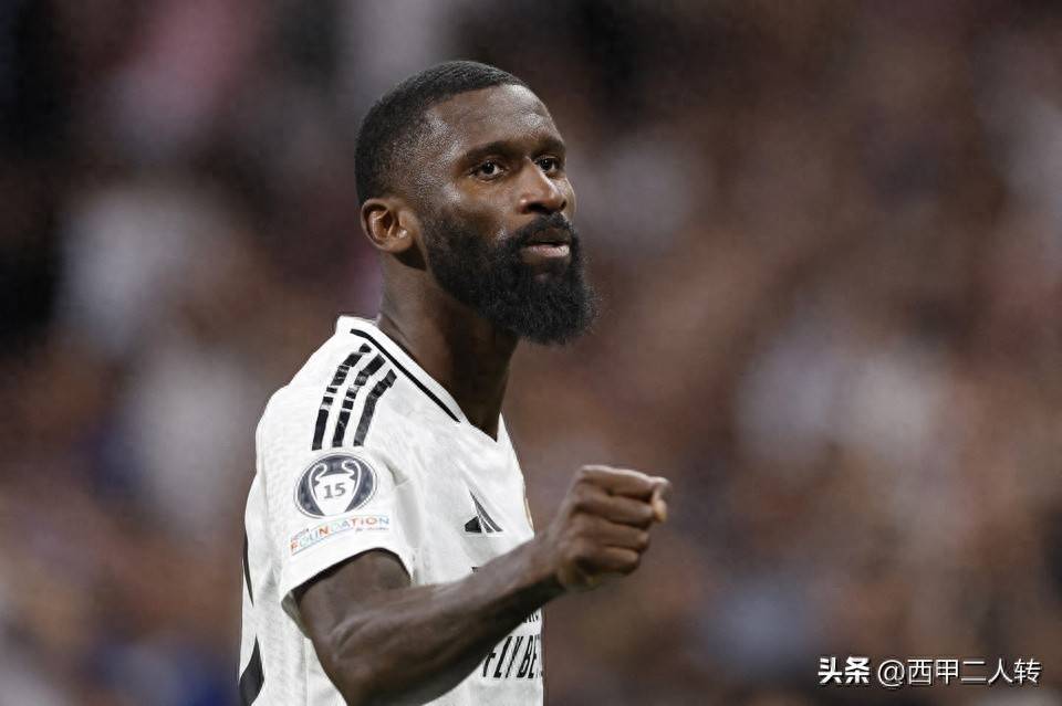 九游体育-Faker意外战胜塞尔维亚队，表现优异引爆全场！比赛高潮迭起(faker和伊斯坎达尔)